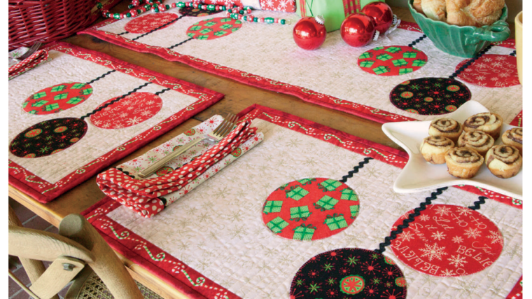 Gather 'Round Christmas Table Quilt Free Pattern